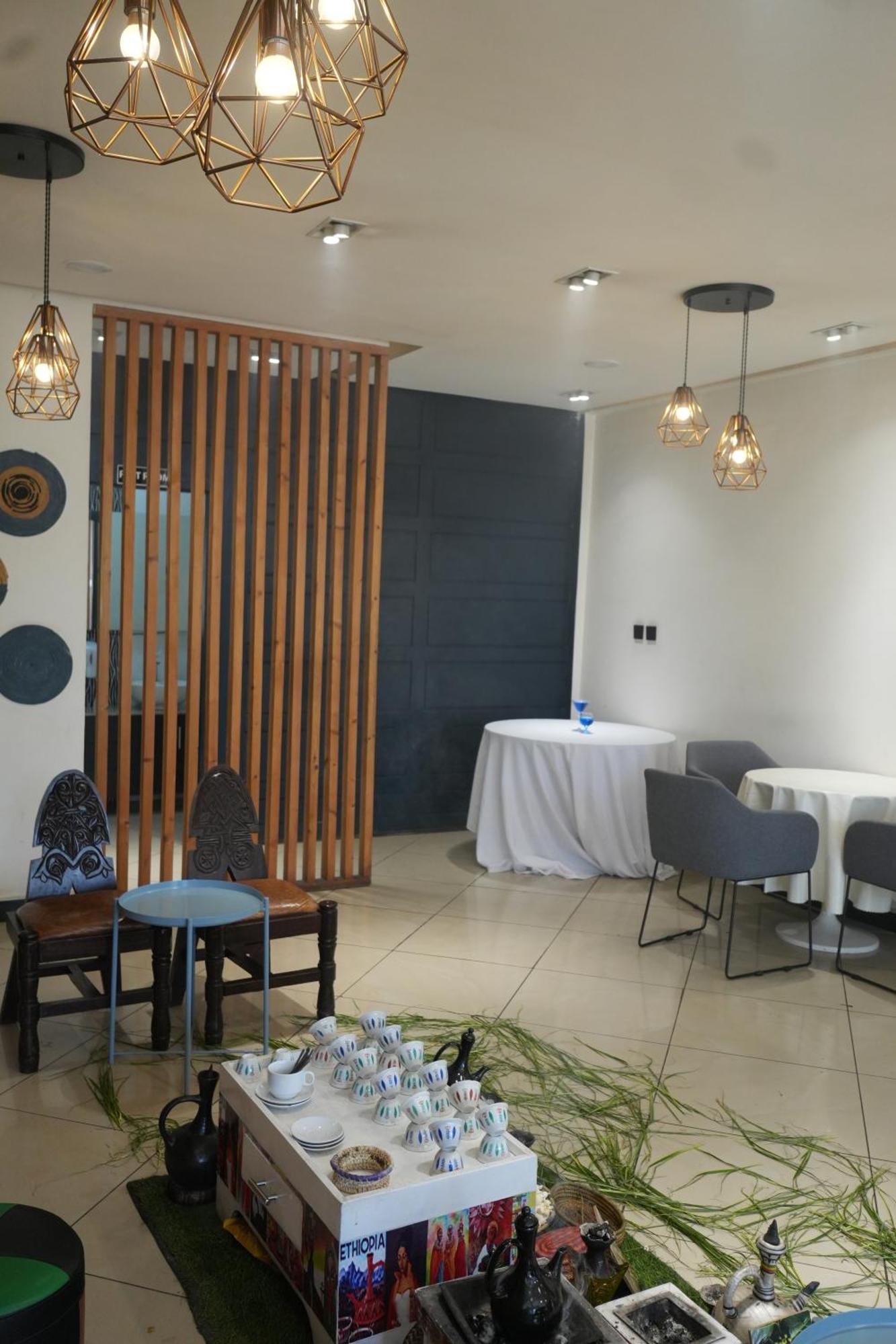 Mazeki Addis Boutique Hotel Exterior foto